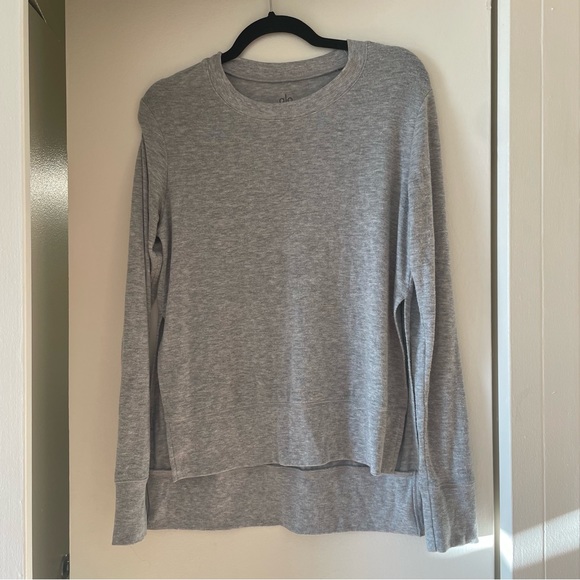 Alo Yoga Glimpse Sweater - Picture 2 of 4